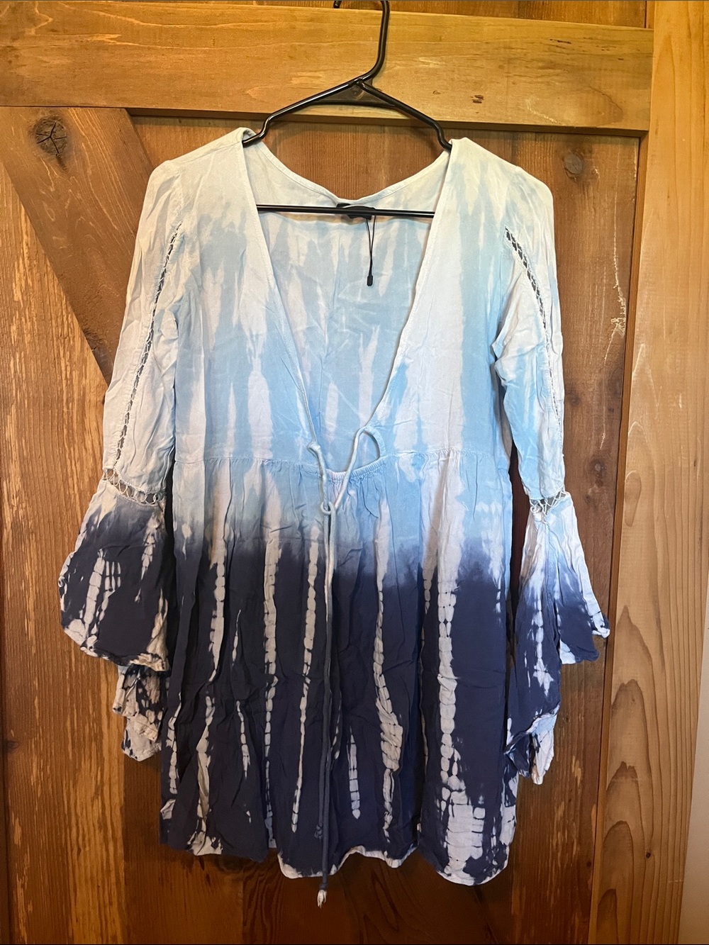 Women’s Tie-Dye V-Neck Tunic Top - Blue Ombre